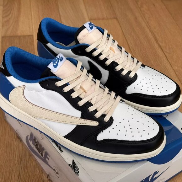 Jordan 1 low Nike travis scott x fragment sneakers - Picture 1 of 8